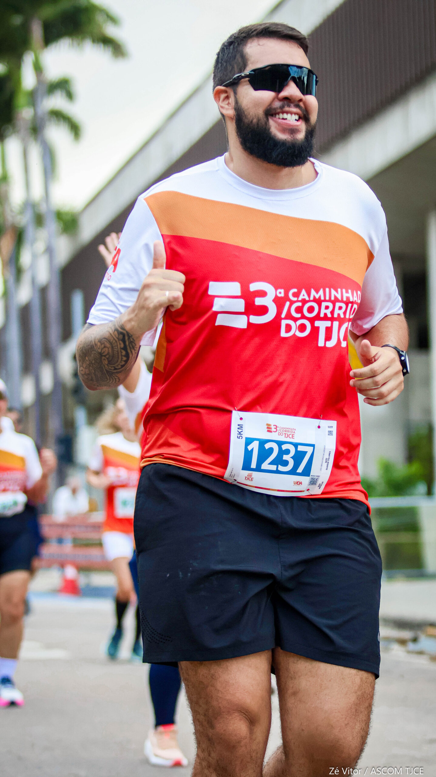 3ª Caminhada/Corrida do TJCE reúne membros do Judiciário em comemoração ao Mês do Servidor - Foto 329
