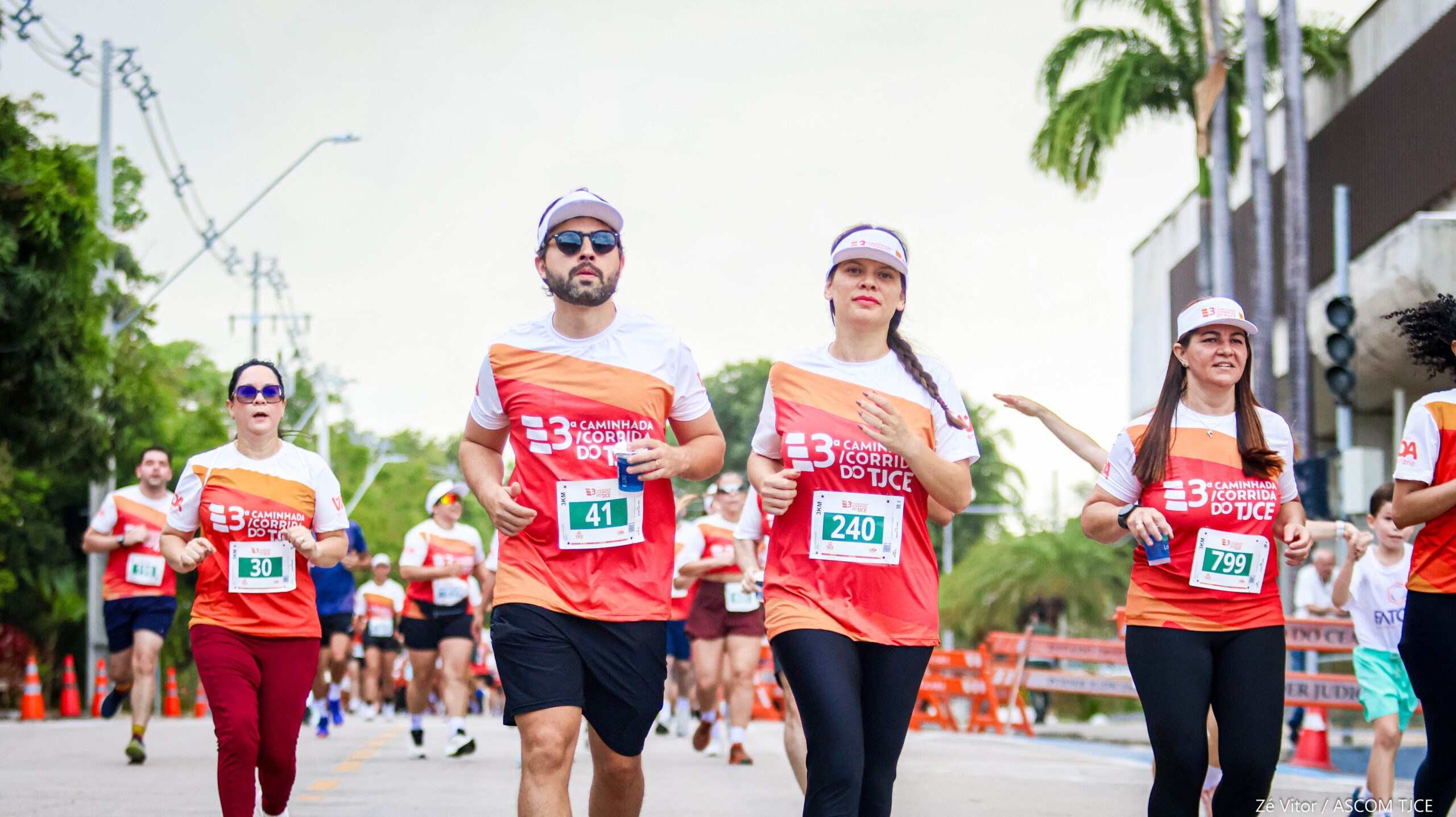 3ª Caminhada/Corrida do TJCE reúne membros do Judiciário em comemoração ao Mês do Servidor - Foto 334