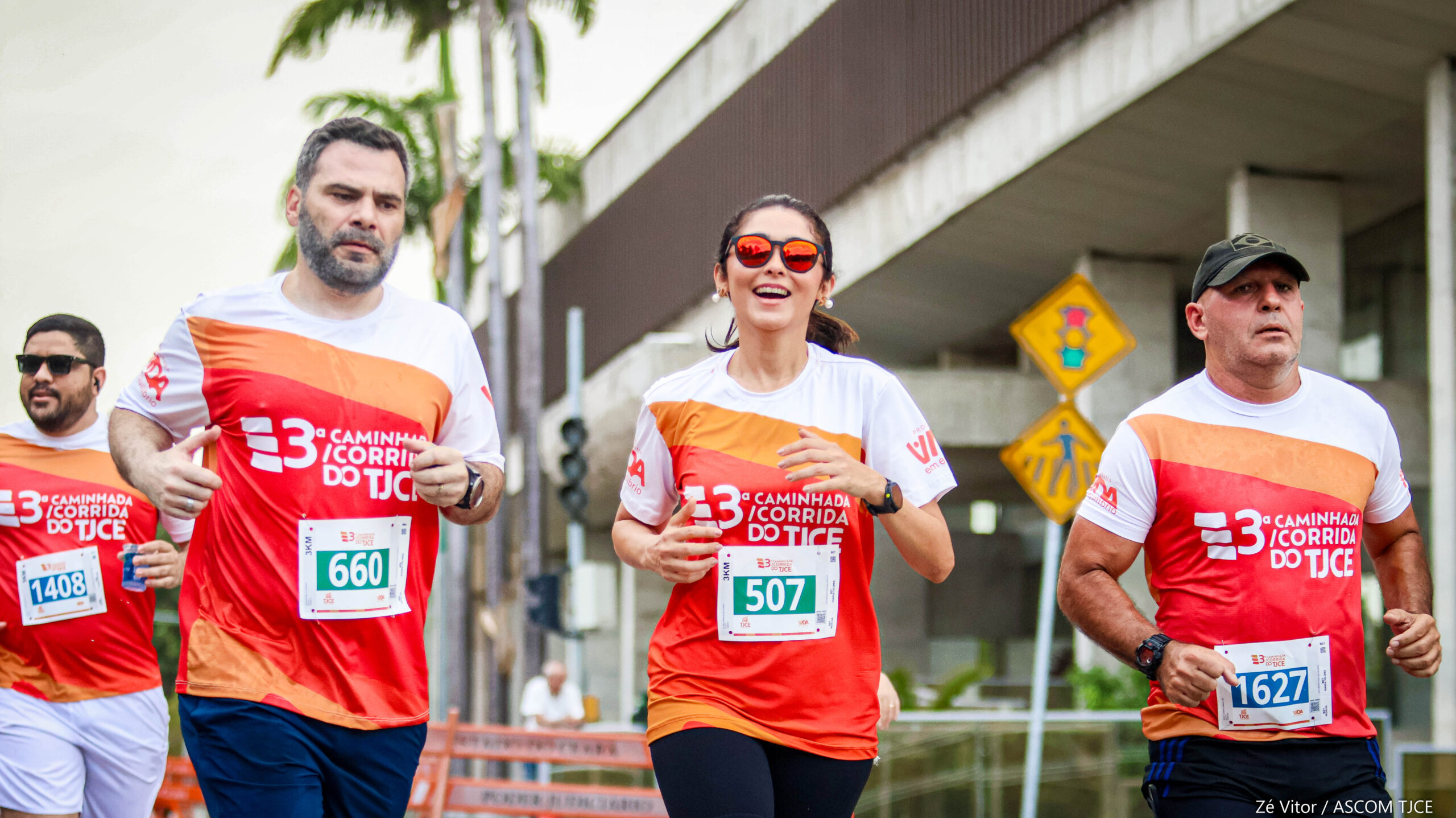 3ª Caminhada/Corrida do TJCE reúne membros do Judiciário em comemoração ao Mês do Servidor - Foto 338