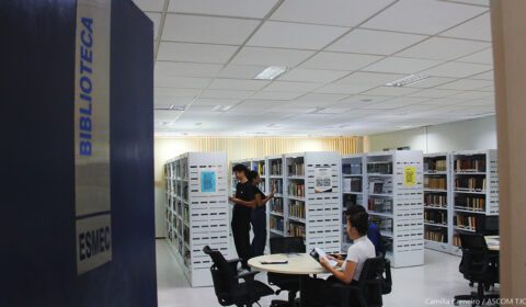 Tem livros para doar? Saiba como contribuir com a Biblioteca da Esmec