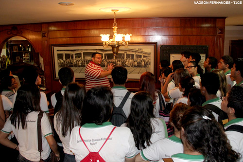 Tribunal de Justiça recebe visita de estudantes de escolas da Capital