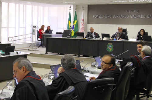 Órgão Especial do Tribunal de Justiça aprova vitaliciedade de cinco juízes