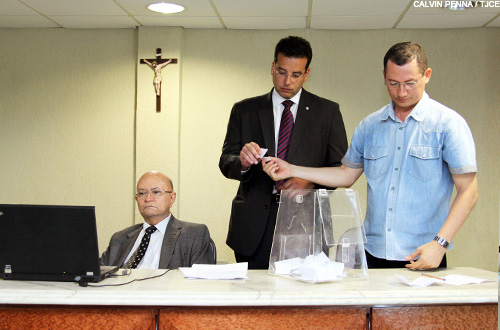 Corregedor-geral sorteia juízes para compor colegiados que julgarão organizações criminosas