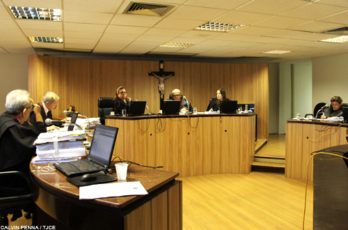 Amil é condenada a pagar R$ 12 mil  por negar cirurgia bariátrica para comerciante