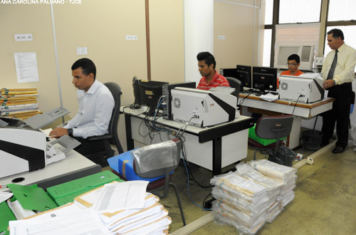 Departamento de Informática do Fórum conclui digitalização do acervo de três Varas Cíveis