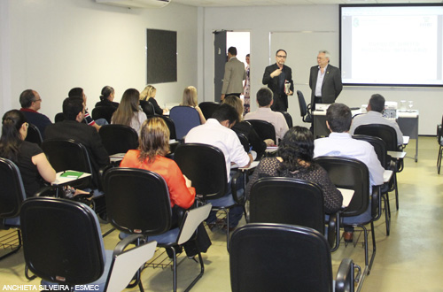Esmec inicia curso de Direito Imobiliário  com aula do desembargador Paulo Airton