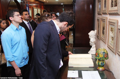 Estudantes de Direito da Faculdade  Cearense visitam o Tribunal de Justiça