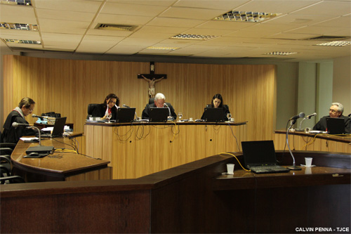 2ª Câmara Criminal nega habeas corpus a acusado de roubo de veículo e corrupção de menor