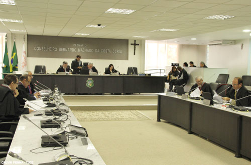 Criminais Reunidas homologam perda de posto e patente de militar por crimes contra a Administração