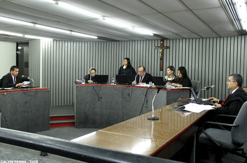 Município deve indenizar mãe de criança que  morreu eletrocutada em bebedouro de escola