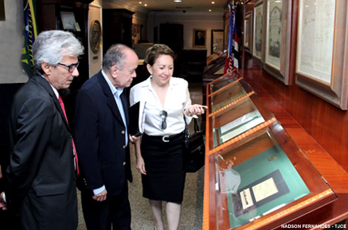 Presidente do TJCE recebe visita institucional do secretário-geral da Academia Cearense de Letras