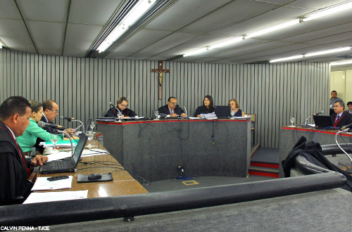 Empresa de ônibus deve pagar R$ 60,4 mil e pensão vitalícia para ciclista vítima de acidente