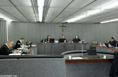 Empresa é condenada a pagar mais de R$ 127 mil por negar pagamento de seguro de vida