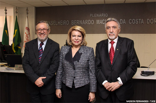 Pleno elege por aclamação novos dirigentes do Poder Judiciário para o biênio 2015/2017