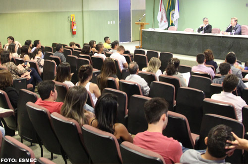 Esmec promove palestra sobre Inovação na Gestão do Poder Judiciário