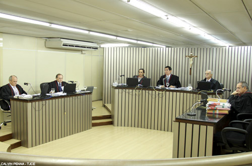 Município de Cascavel deve pagar cirurgia para portador de diabetes com risco de perder a visão