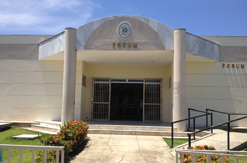 Juiz de Madalena determina afastamento de 26 servidores por desvio de R$ 6,9 milhões