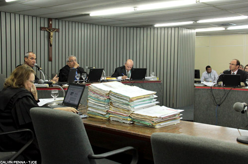 Acusada de tráfico de drogas no bairro da Maraponga tem habeas corpus negado