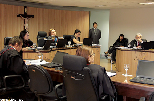 Estado deve pagar R$ 41,5 mil por negligência do IML que liberou corpo por engano