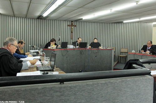 Operadora Oi deve pagar R$ 10 mil de indenização por quebrar sigilo telefônico de cliente