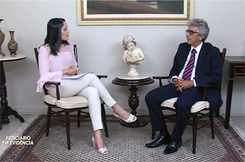 Presidente do TJCE faz balanço da gestão em entrevista ao “Judiciário em Evidência”