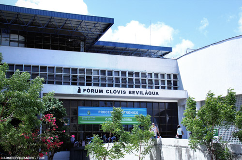 Pão de Açúcar deve indenizar clientes  em R$ 15 mil por danos morais