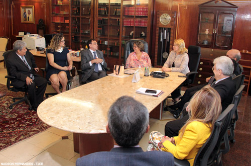 Presidente do TJCE recebe visita de magistrados da ACM