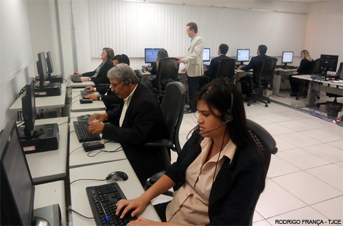 TeleJustiça realiza média de 4.700 atendimentos por dia