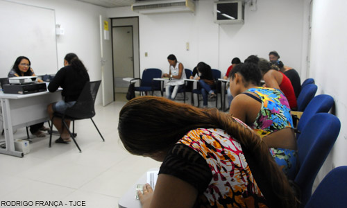 Apenados participam de seleção para empregos