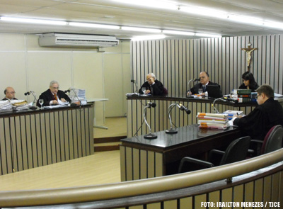 1ª Câmara Cível condena CBTU a pagar indenização de R$ 10,5 mil a passageiro