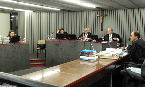 Justiça nega liberdade a condenado por tentativa de furto de veículos