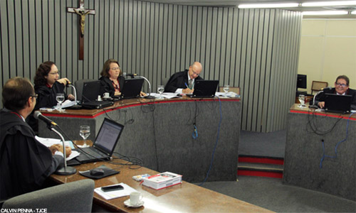 Justiça mantém pedido de prisão contra vereador “Zé da Amélia”