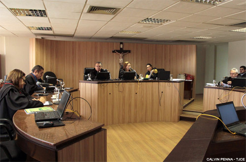 Construtora é condenada por demora na entrega de imóvel