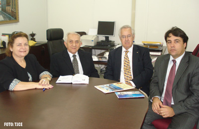 TJCE recebe visita de catedrático da Universidade de Santiago de Compostela