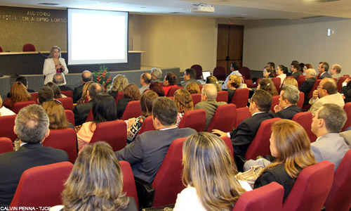 Presidente do TJCE se reúne com juízes de Fortaleza