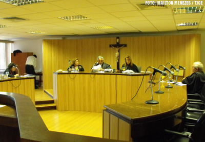 Justiça determina pagamento de salário mínimo a servidoras de Piquet Carneiro