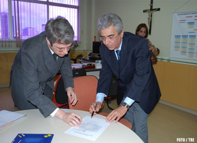 Des. Luiz Gerardo de Pontes Brígido toma posse como presidente interino do TRE-CE