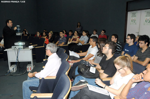 Fórum promove palestra sobre conciliação e mediação para estudantes de Direito