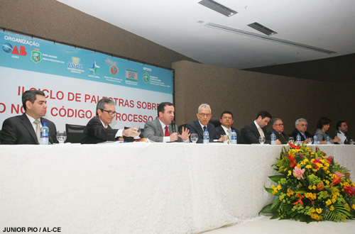 Ciclo de Palestras debate o novo CPC