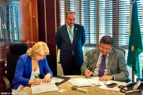 Judiciário e Executivo assinam convênio para ressocialização de apenados