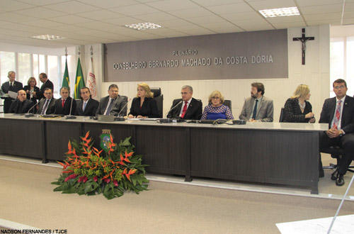 TJCE entrega Prêmio de Responsabilidade Social a empresas parceiras do projeto “Reconstruir”