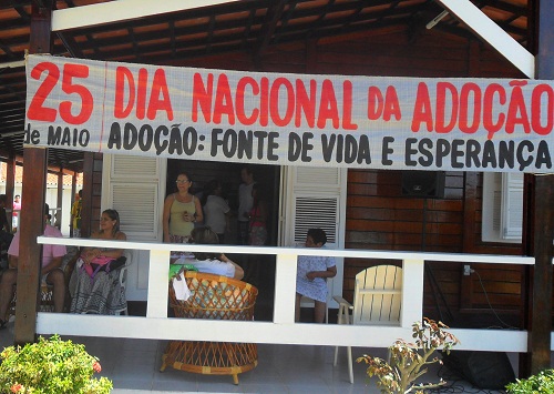 Comarca de Caucaia realiza atividades para celebrar o Dia Nacional da Adoção