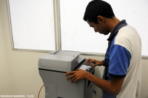 Instalação de novas impressoras no Fórum reduzirá custos para o Poder Judiciário