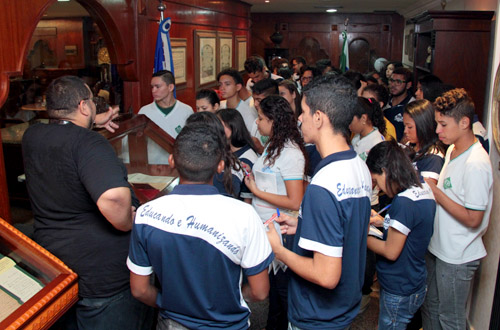 Estudantes de escolas estaduais  visitam o Tribunal de Justiça