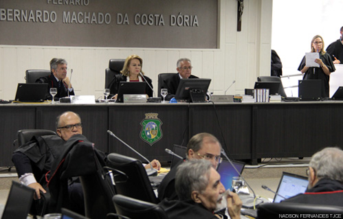 Órgão Especial promove juízes por merecimento e antiguidade