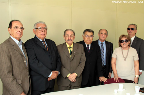 Desembargadores aposentados se voluntariam para atuarem como conciliadores