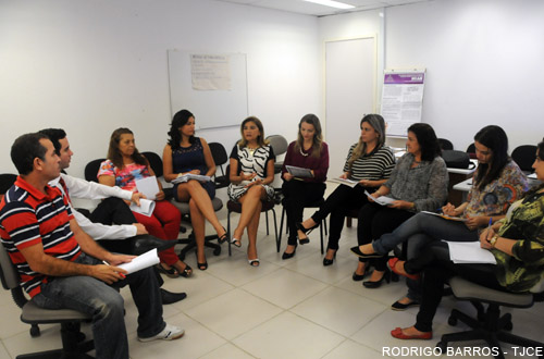 Vara de Penas Alternativas capacita equipe técnica da Central de Caucaia