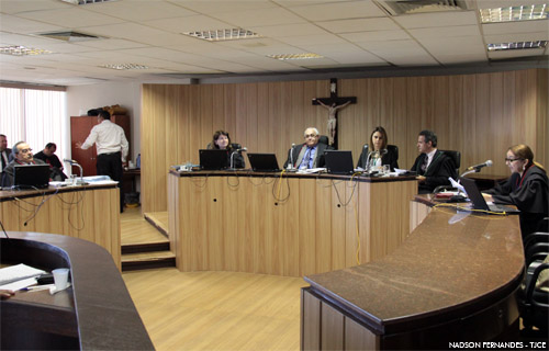 Laboratório é condenado a pagar R$ 30 mil por erro em exame