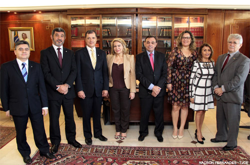 Chefe do Poder Judiciário recebe presidente da Associação dos Magistrados Brasileiros