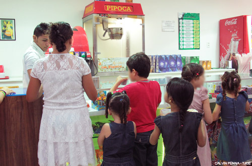 Cejai promove sessão de cinema para crianças e adolescentes em situação de risco